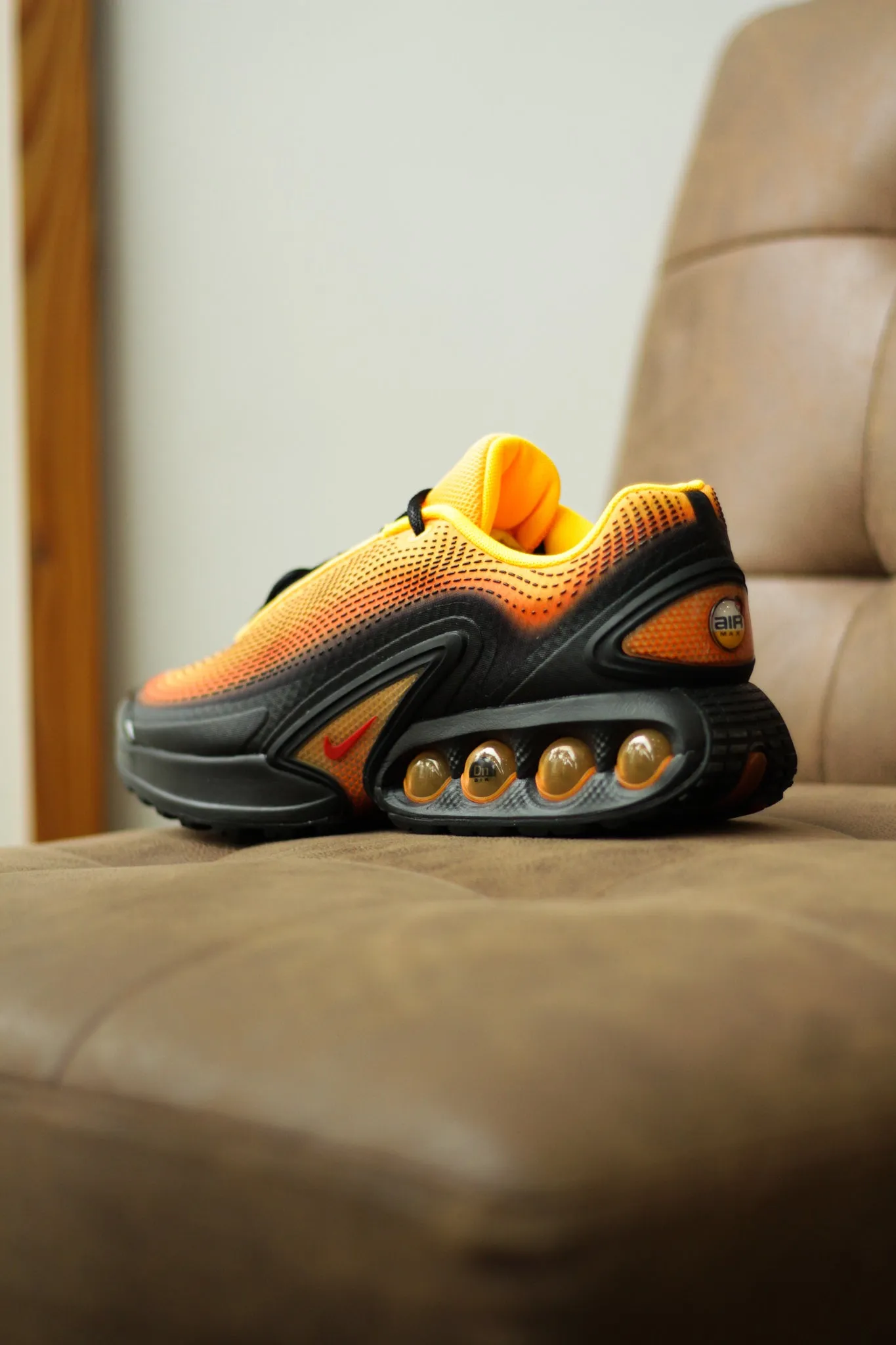 AIR MAX DN SE "LASER ORANGE"