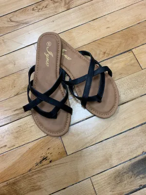 Apple Sandal - Black