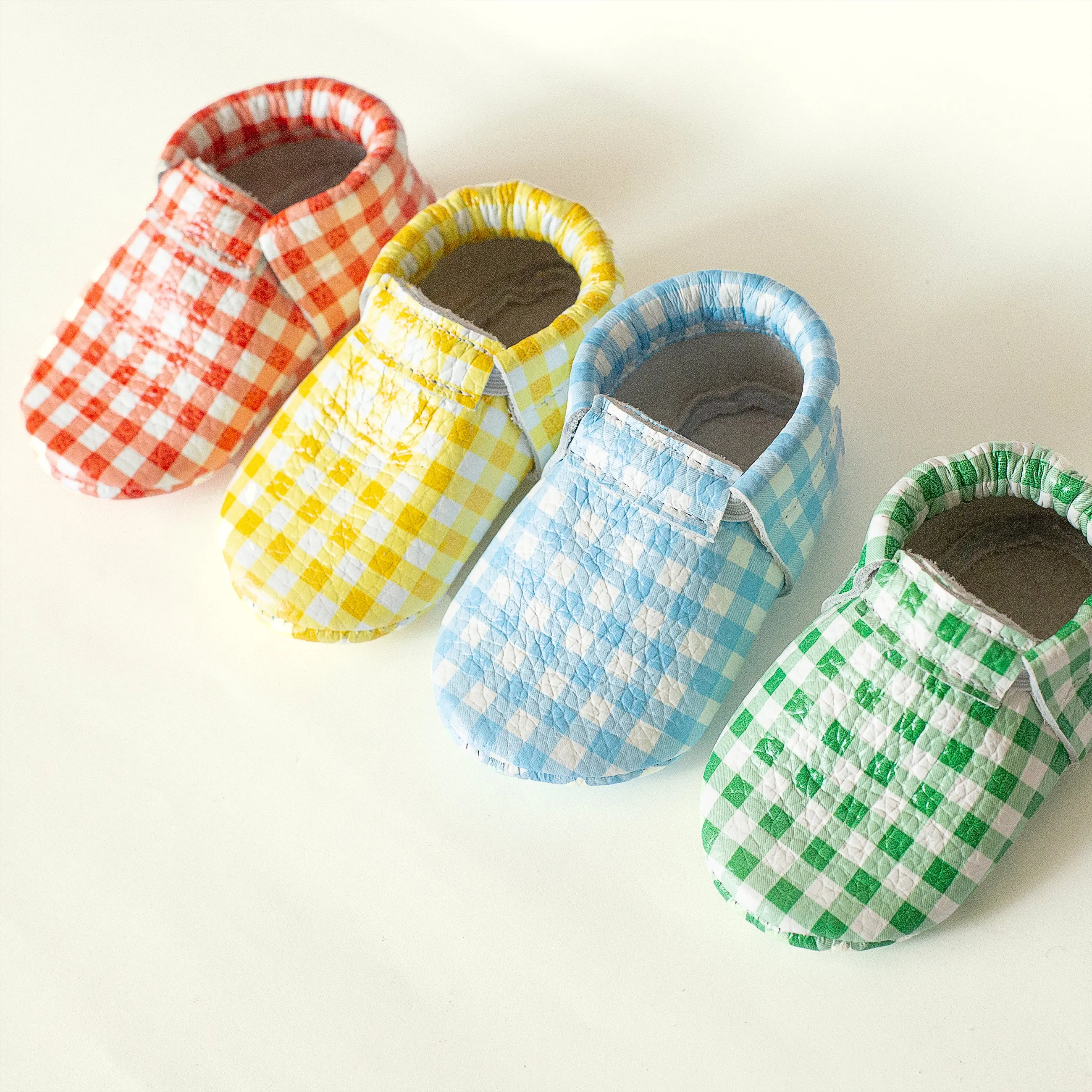 Gingham child shoes, checked pattern, newborn moccasins