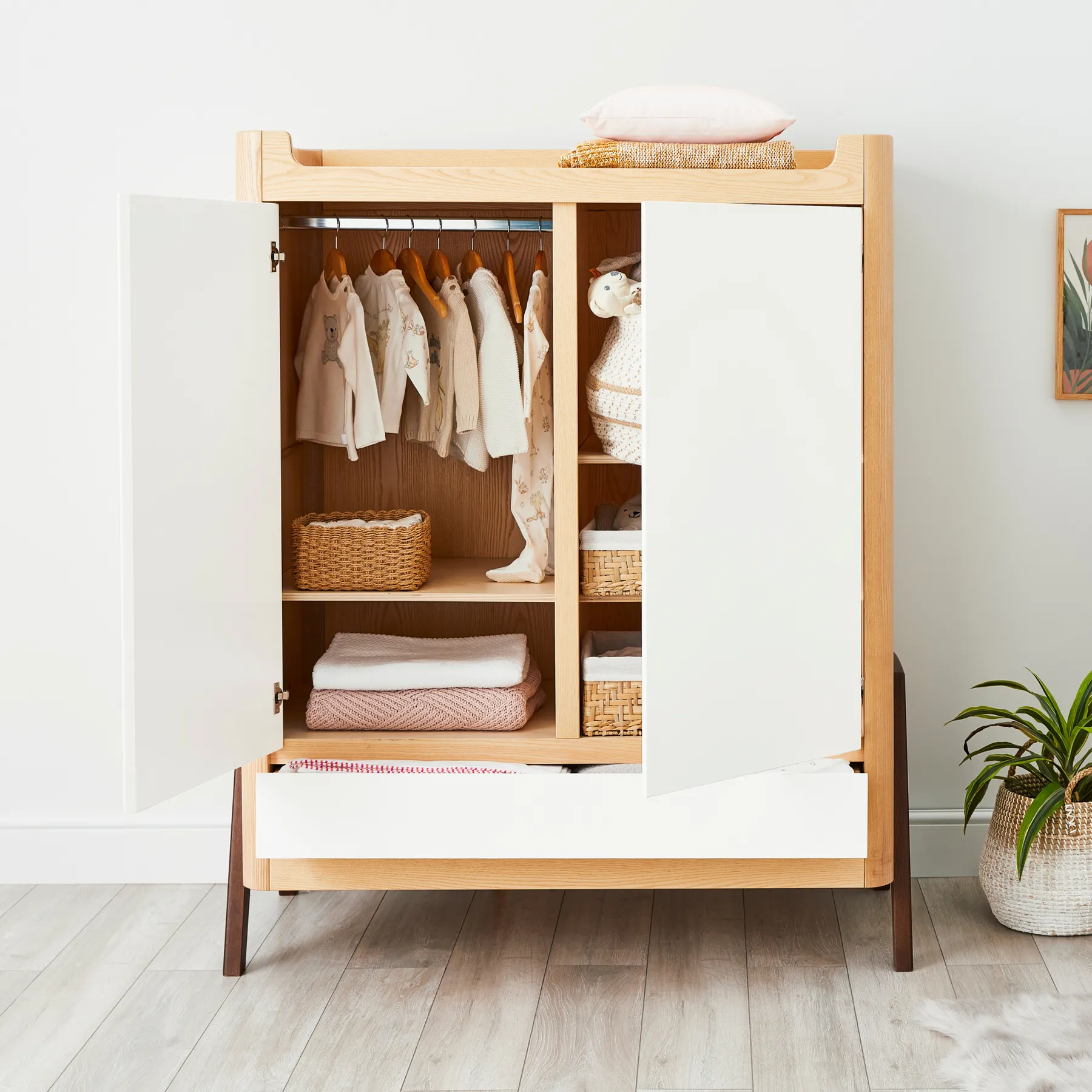 Hera Wardrobe - Natural Ash | Walnut