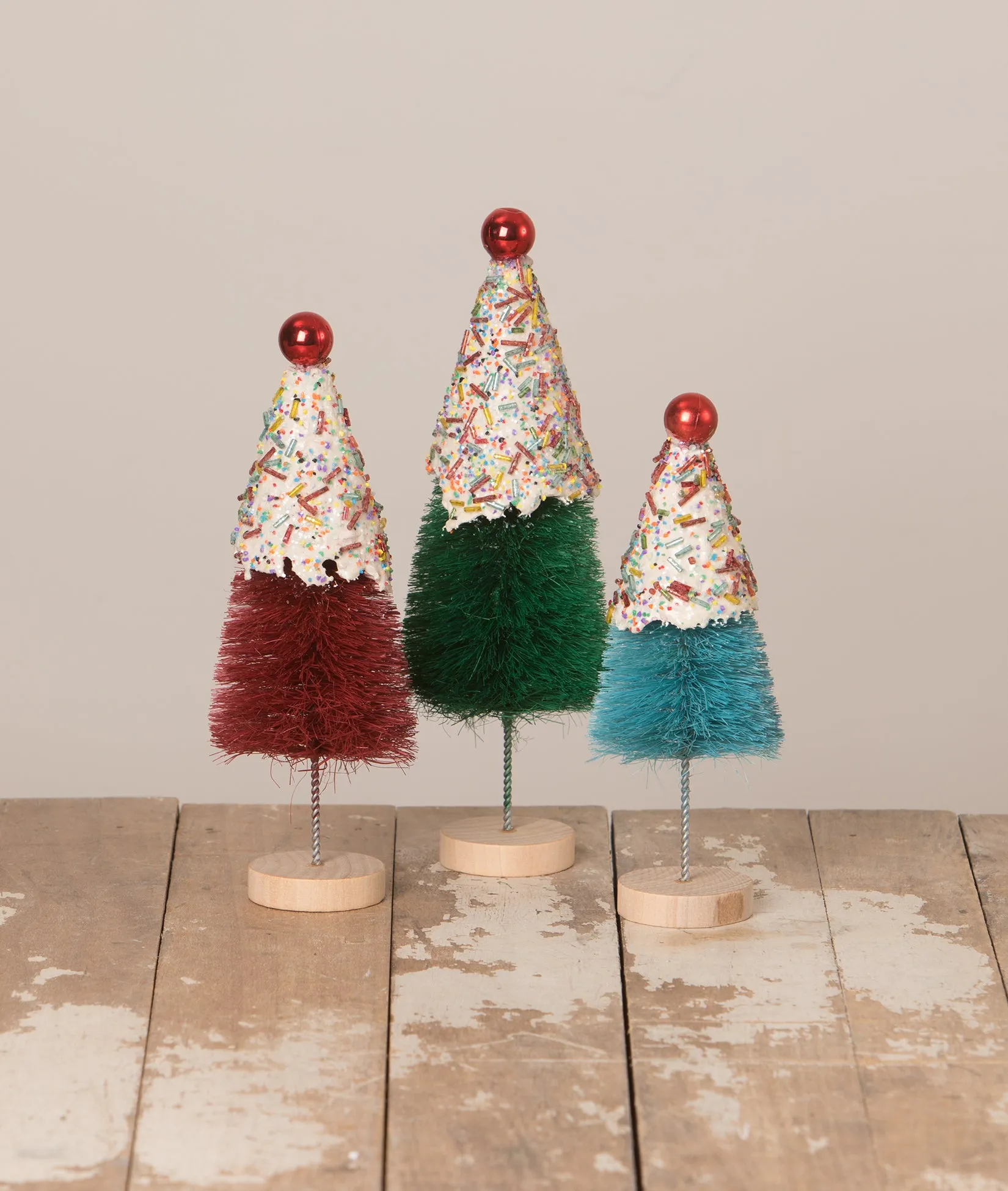 LC1541 - Christmas Cupcake Trees Set of 3