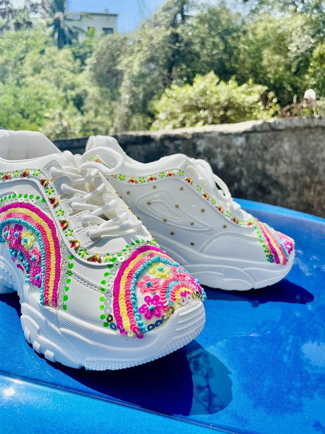 Multicolor Neon 3D Embroidered Kanvas Sneakers