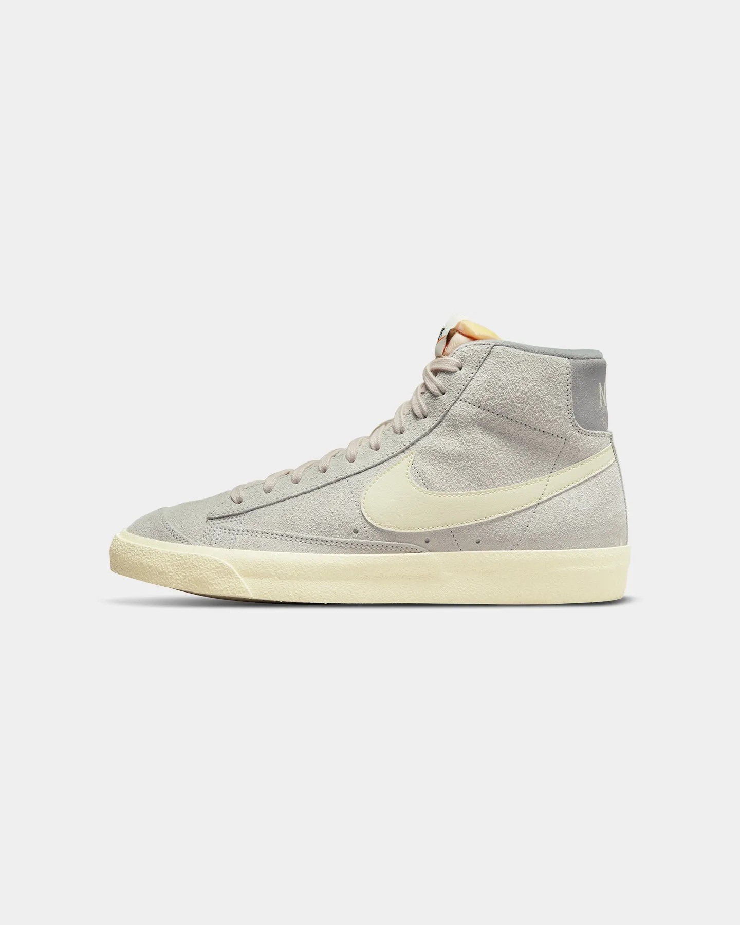 Nike Blazer Mid '77 Premium Vintage Light Bone/Coco