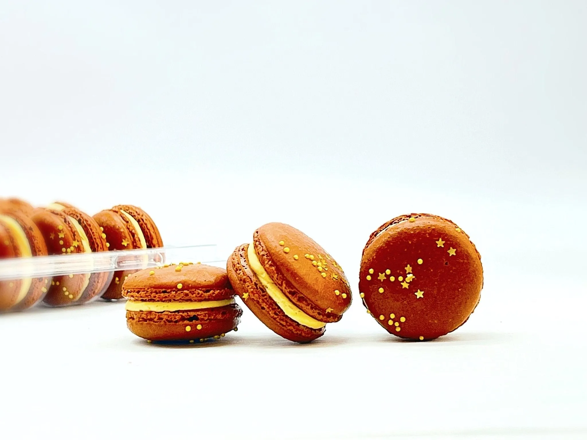 Space Edition Mac | The Sun French Macaron | Available in 6, 12 & 24